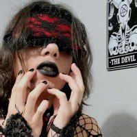 BecomingFemme Ash Steele .